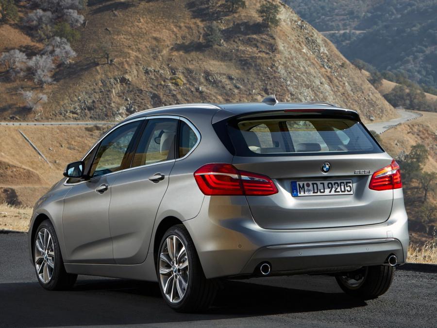  BMW 225i Active Tourer 2014 года  (фото 12 из 30)